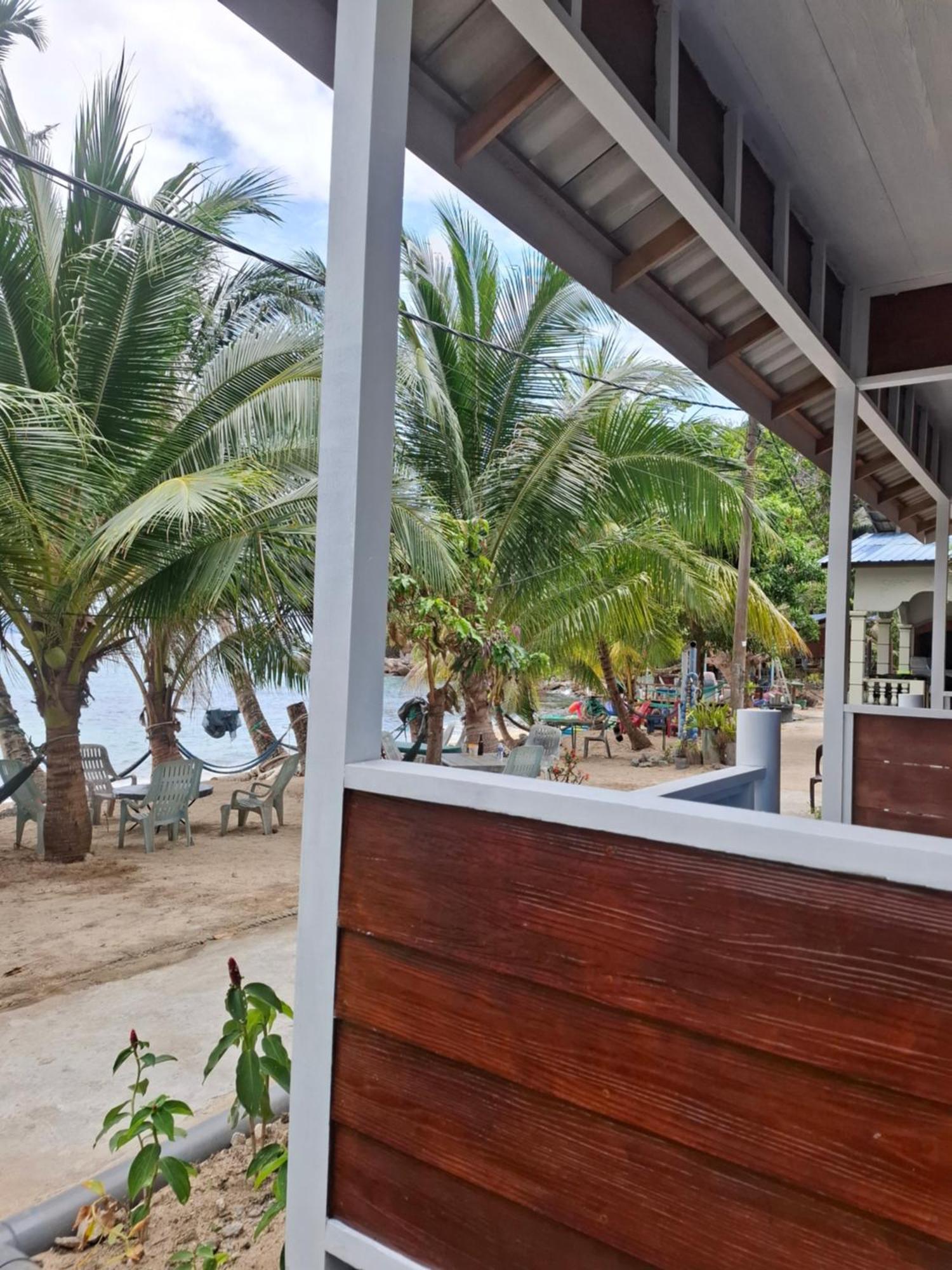 Ella'S Place Salang Tioman Kampong Ayer Batang Eksteriør billede