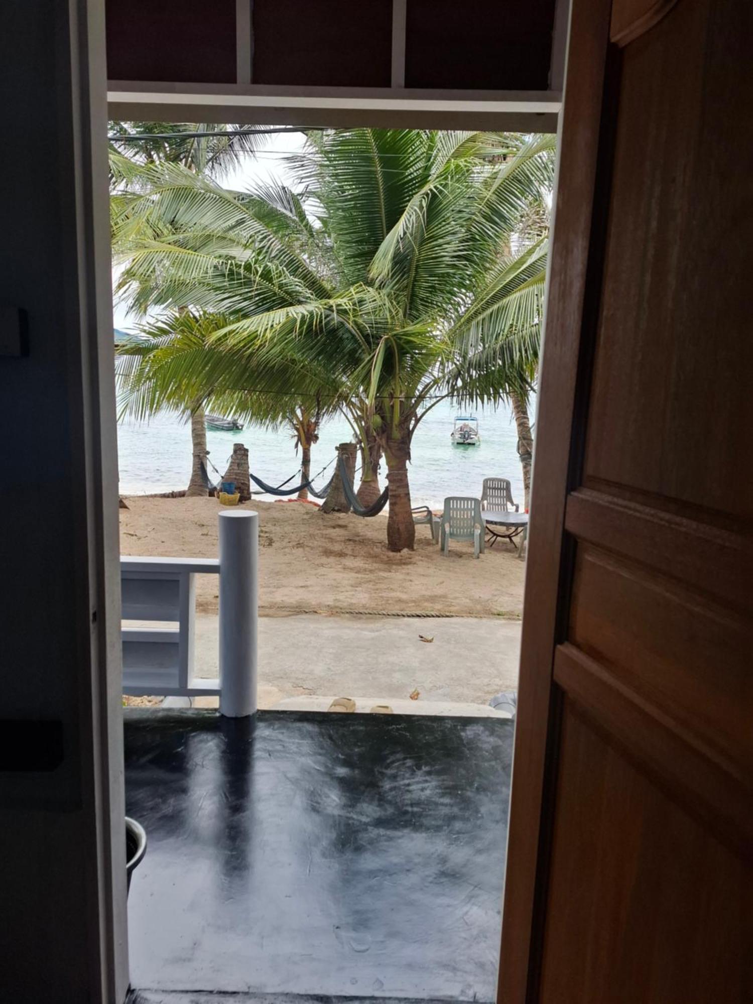 Ella'S Place Salang Tioman Kampong Ayer Batang Eksteriør billede